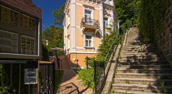 Pension Villa Renan