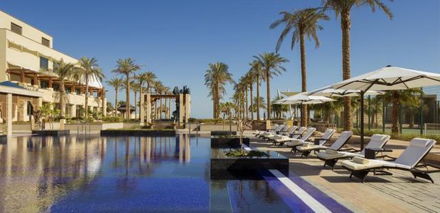 Jumeirah Messilah Beach Hotel & Spa