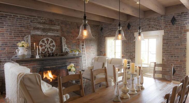 Maison Fleurie - A Four Sisters Inn