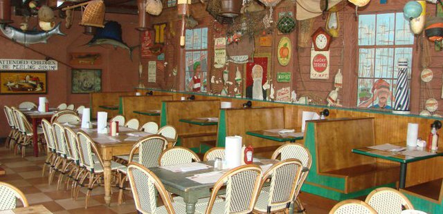 Fourth Street Shrimp Store