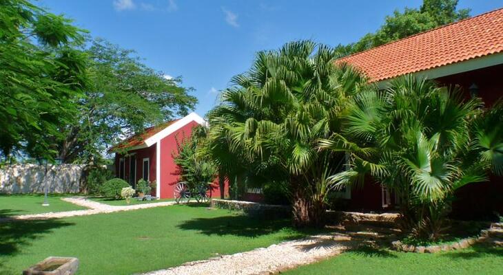 Hacienda Santa Cruz
