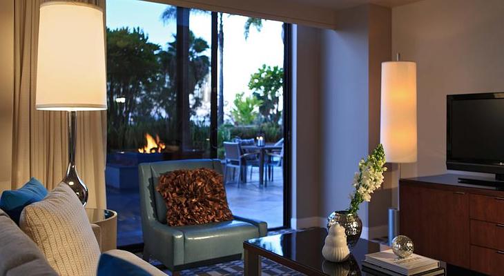 Renaissance Long Beach Hotel