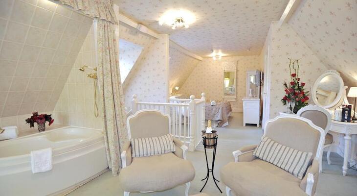 Langtry Manor Hotel