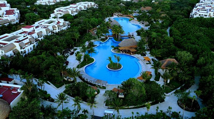 Valentin Imperial Riviera Maya
