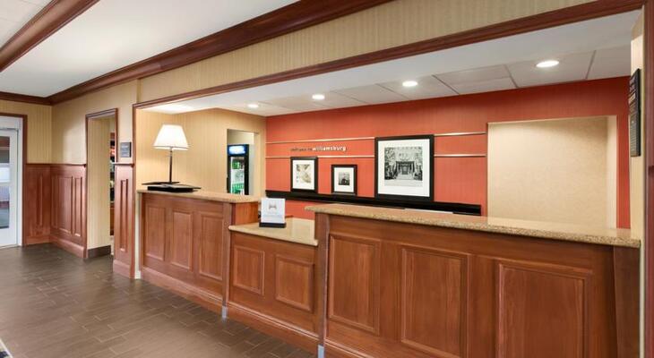 Hampton Inn & Suites Williamsburg Historic District