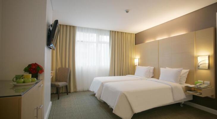 St Giles Makati Hotel