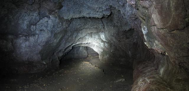 Kaeleku Caverns