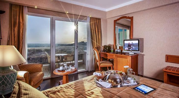 St. George Lycabettus Lifestyle Hotel