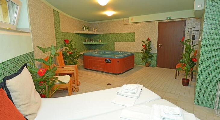 Hotel Antares