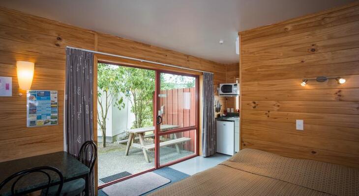 Nelson City TOP 10 Holiday Park