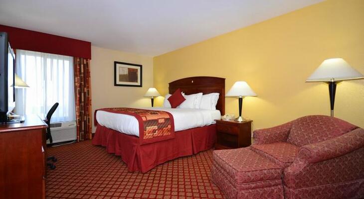 Best Western Plus Kansas City Airport-Kci East