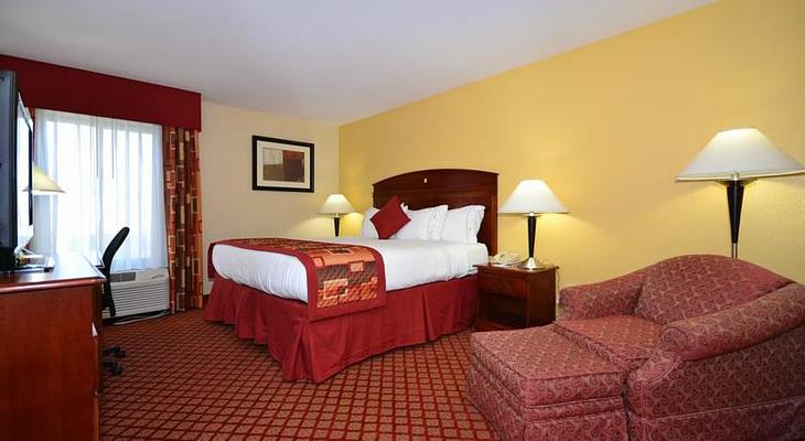 Best Western Plus Kansas City Airport-Kci East