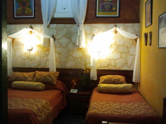 Hostal Peregrino Consulado