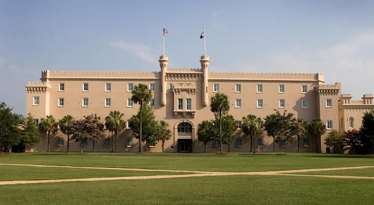 Embassy Suites by Hilton Charleston Historic District