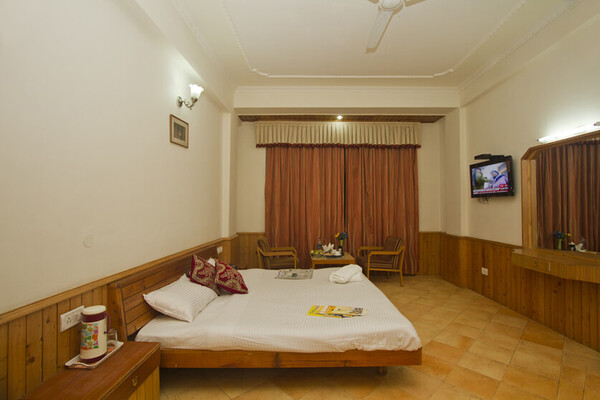 Hotel Snow View Manali