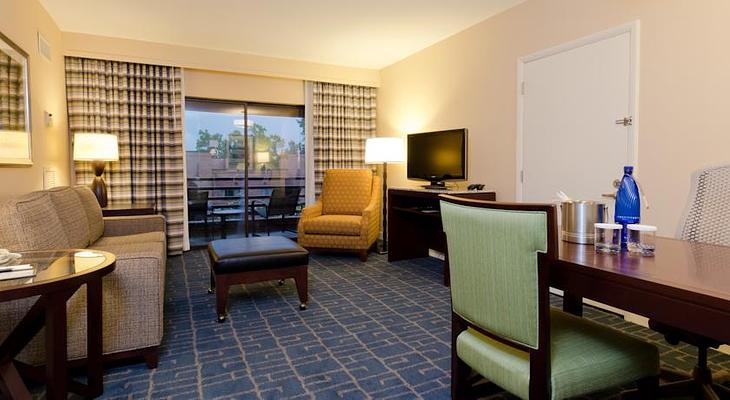 Doubletree Suites by Hilton Hotel Charlotte - Southpark