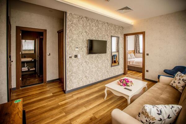 Life Point Hotel