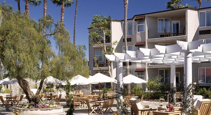 The Belamar Hotel Manhattan Beach, Tapestry Collection by Hilton