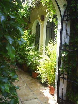 Los Arcos Bed & Breakfast