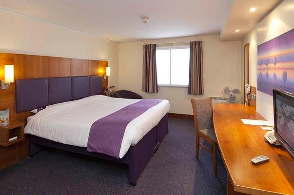 Premier Inn Plymouth City Centre (Sutton Harbour) hotel