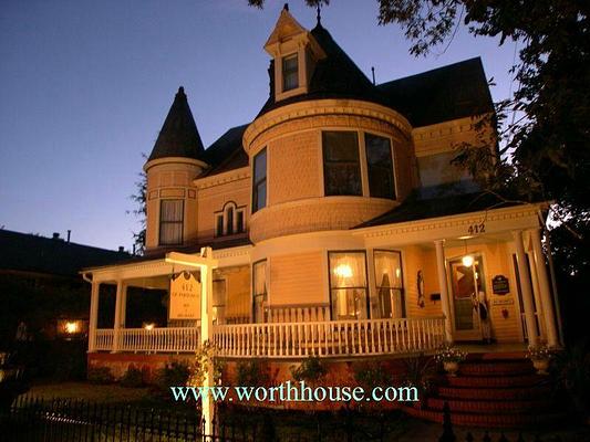 C.W. Worth House Bed and Breakfast