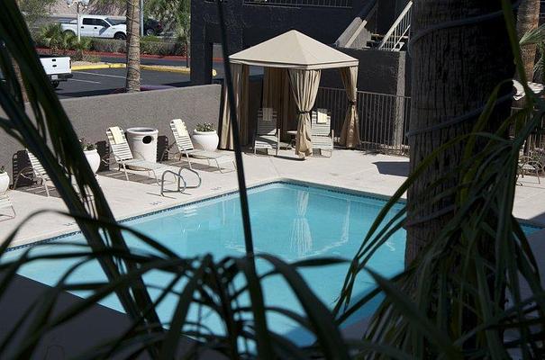 Best Western Innsuites Phoenix Hotel & Suites