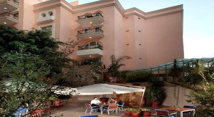 Gefinor Rotana Hotel