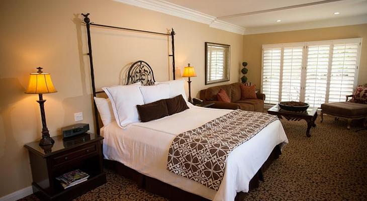 Westlake Village Inn