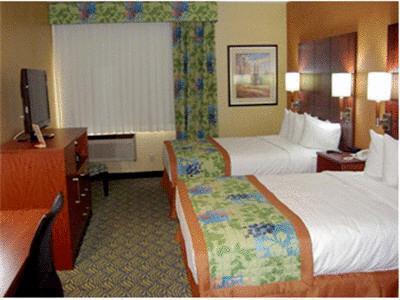 Best Western Plus Fresno Inn