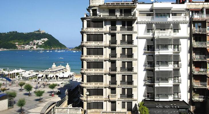 Hotel Niza