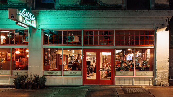 Lost Lake Cafe & Lounge