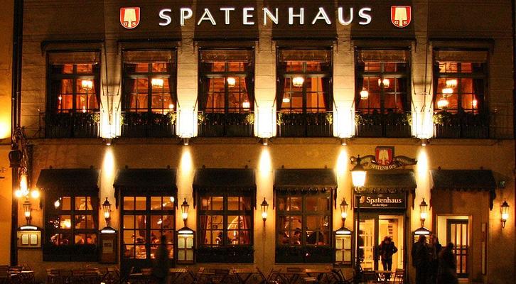 Spatenhaus an der Oper