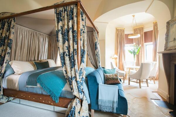 The Ivy Hotel
