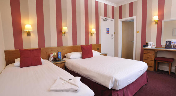 The Cliffs Hotel