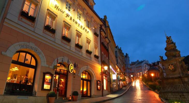 Promenada Hotel