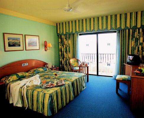 Hotel Santana