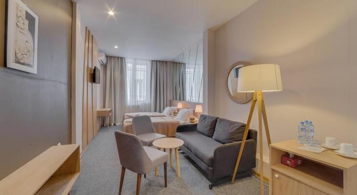 Hotel City