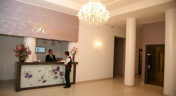 Flowers Hotel