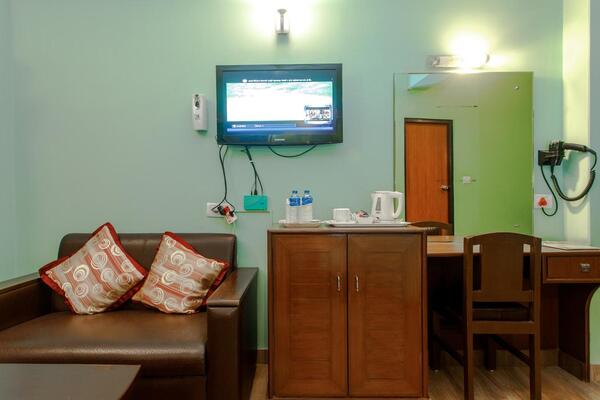 Hotel Peace Plaza