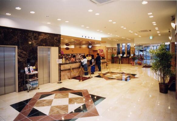 Toyoko Inn Naha Asahibasi Ekimae