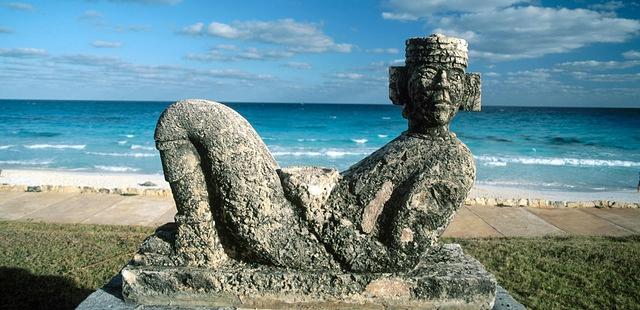 Playa Chac Mool