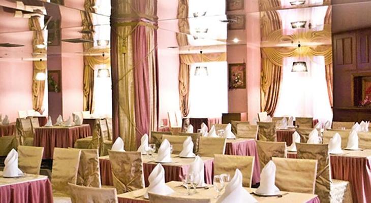 Hotel Mir