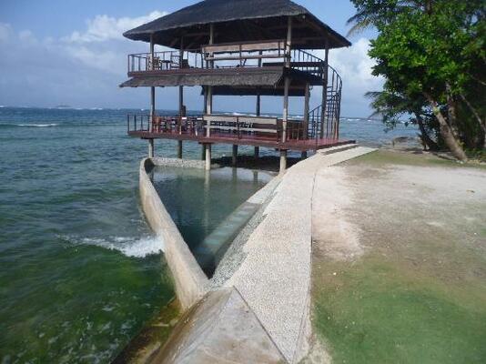 Ocean 101 Cloud 9 Surf Resort