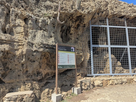 Fontein Cave