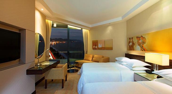 Sheraton Nha Trang Hotel and Spa