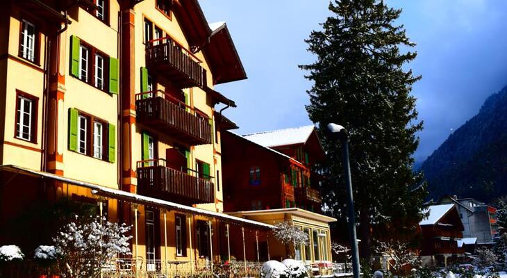 Alpenrose Hotel and Gardens