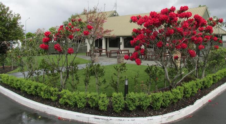 Airport Gateway Motor Lodge