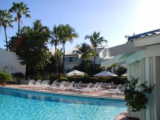 Cupecoy Beach Club