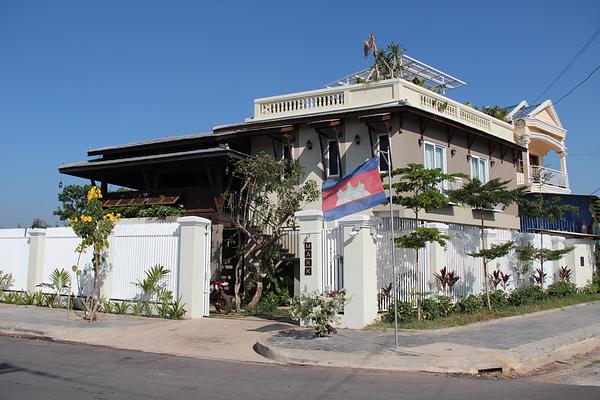 Makk Hotel