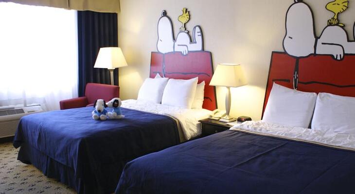 Knott's Berry Farm Hotel